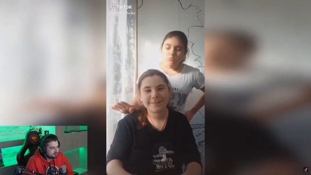 HARD PLAY СМОТРИТ ТИК ТОК 16 МИНУТ СМЕХА ЛУЧШИЕ ПРИКОЛЫ ЯНВАРЬ 2020