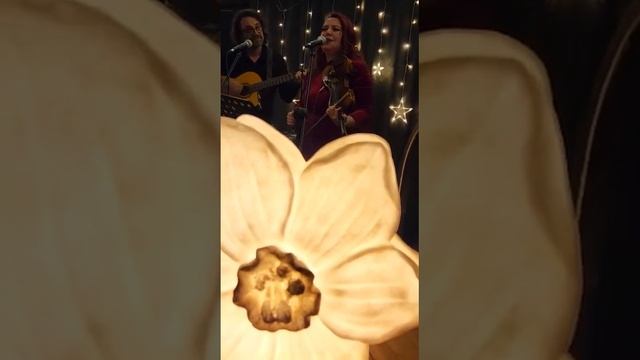 Duygu & Ferhat Başbağ - Bana Ellerini Ver (Pervane)