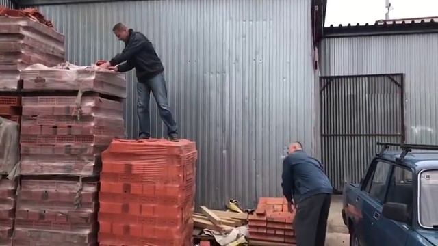 А Дзюба как головой бил?