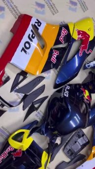 г.Москва Honda CBR1000RR Fireblade 2004-2005 ||| мотопластик.рф