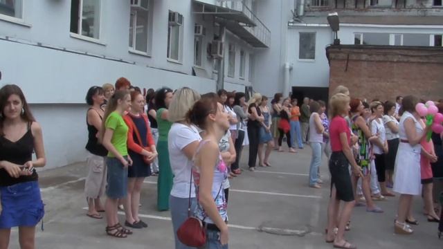 кто сильнее мим или клоун.avi