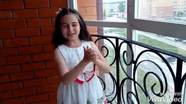 1 ГОД КАНАЛУ! КАНИКУЛЫ!