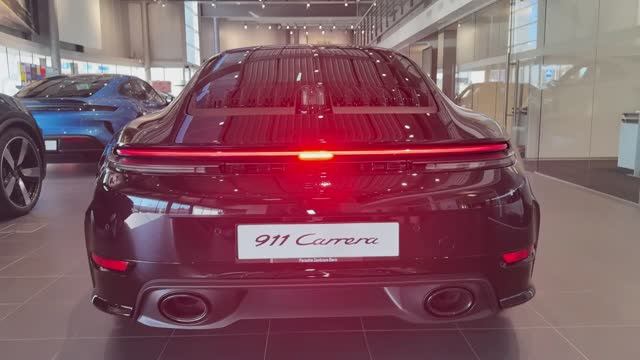 Porsche 911 Carrera 2025 обзор