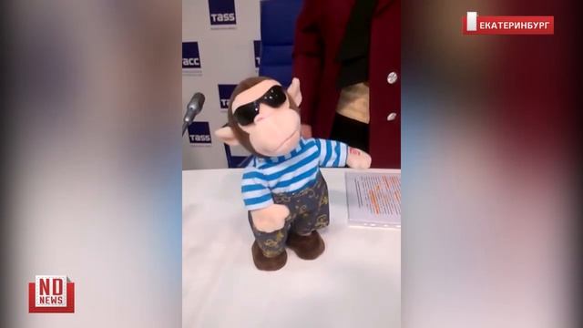 Контрафактная игрушка поет шансон