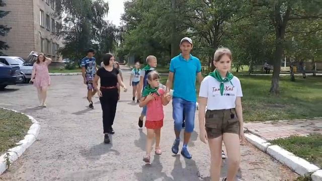 Діти і батьки вчаться знімати відео на смартфон в Троїцькому ТатоHub