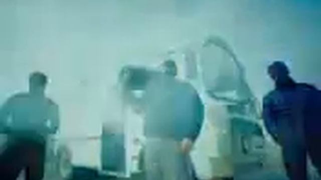 Между нами тает лет