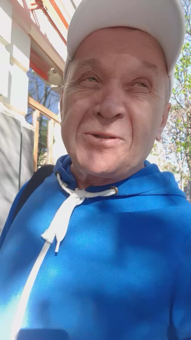 Утро РФ Лисова*Все торгсети подняли цены.От буржуя Первомайский привет !