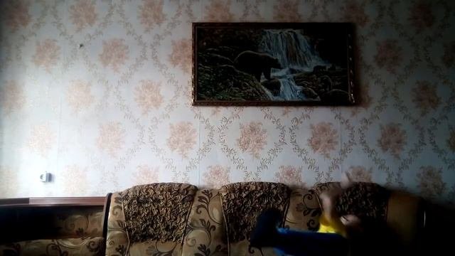 Прикол " гопник  трус   напукал  "