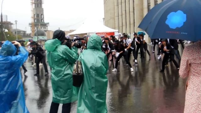 Арт-моб "Трибьют"_ Майкл Джексон и Цирк дю Солей_29.08.12