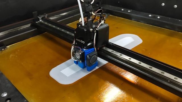 3D принтер Шмель 3D-900 Печать PETG пластиком