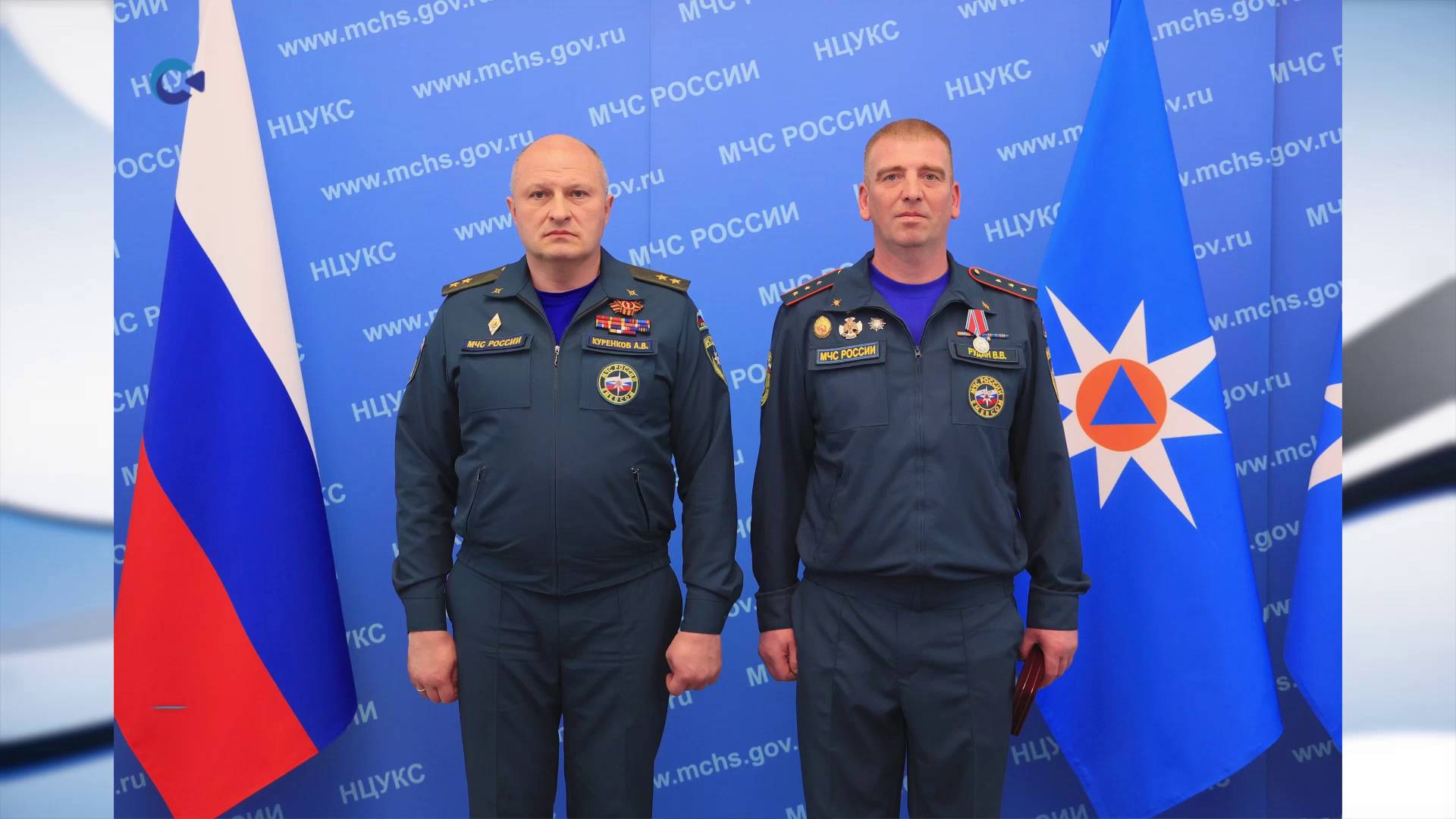 Глава МЧС России вручил государственные награды двум сотрудникам карельского ведомства