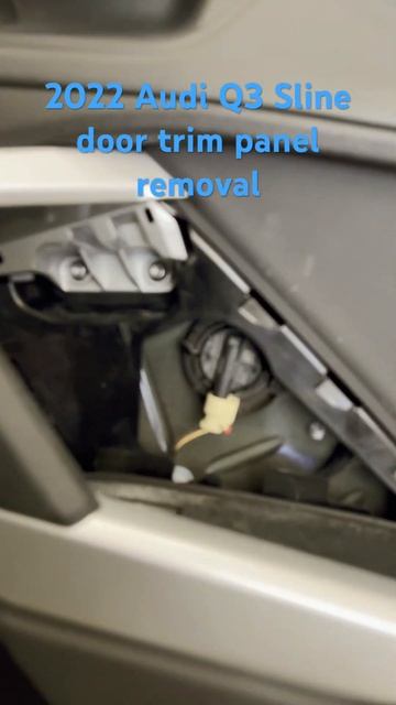 2022 Audi Q3 door Trim panel removal.