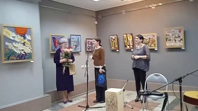 29.01.2021 Brest Belarus Юбилейнейная выставка Л. Крапивной. 
Прогулки с Викторией