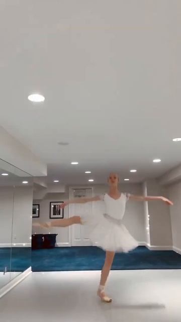 Страстная Балерина. #youtubeshorts #shorts #youtube #ballet #dance #dancevideo #youtubechannel