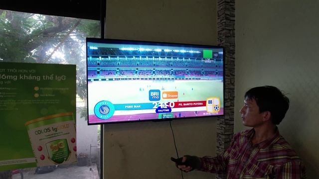 Lắp tivi xiaomi A Pro 50 inches cho quán cafe Riverside Coffee phường Lâm Động