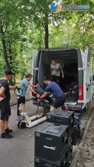 "ЭНЕРГОСНАБ" обеспечил энергией выступление оркестра.