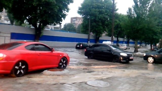 Донецк после ливня 24.05.2012 (район жд) 2