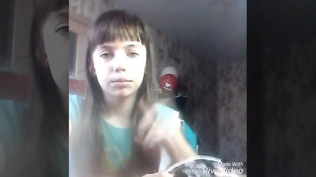 Что возьмет с собой в лагерь косметика и техника