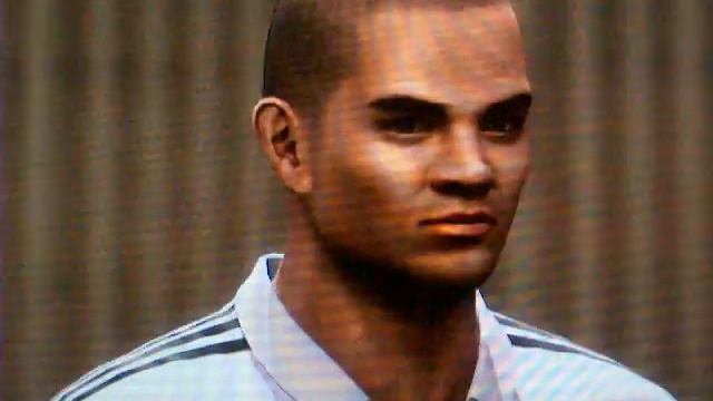 Santiago Muñez y Gavin Harris EDITADOS PES2011 XBOX