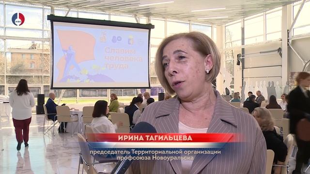 Объявления о первомайских праздниках