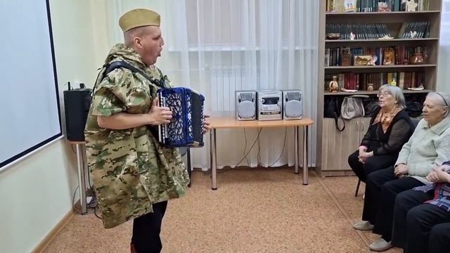 'В землянке' (фрагмент песни)