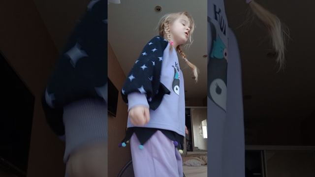 1000000940.mp4