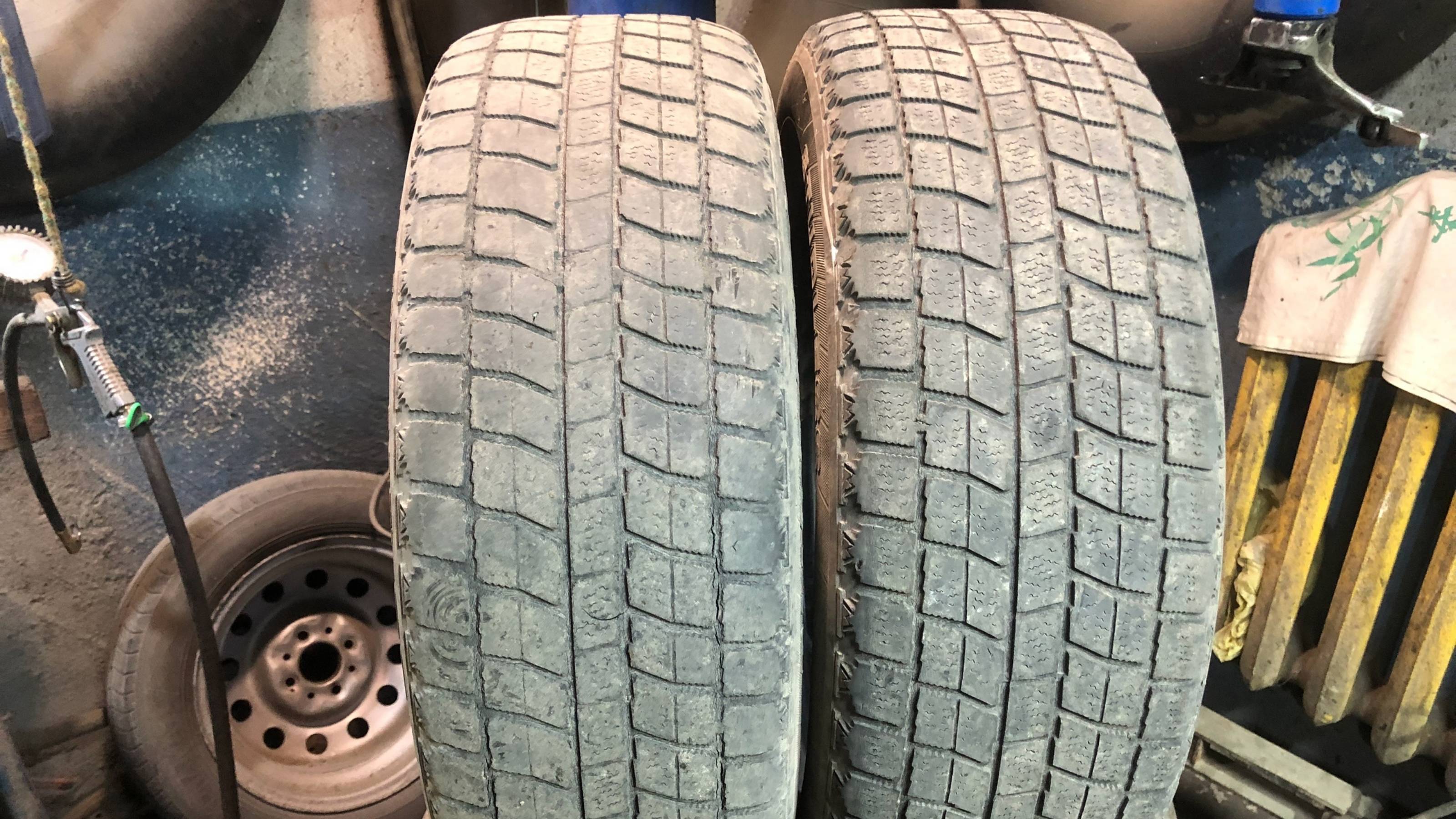 Шина б/у Bridgestone Blizzak MZ03 185/65R14 86Q