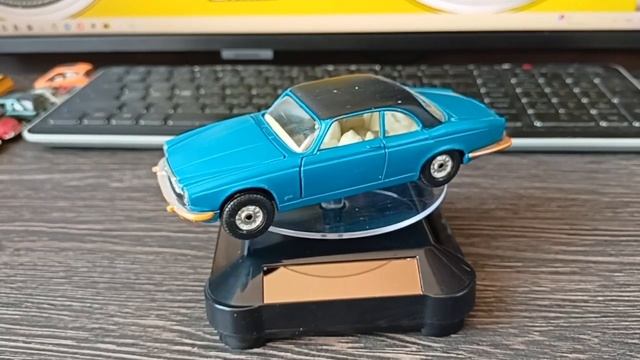 Jaguar XJ 12 C corgi 1:43