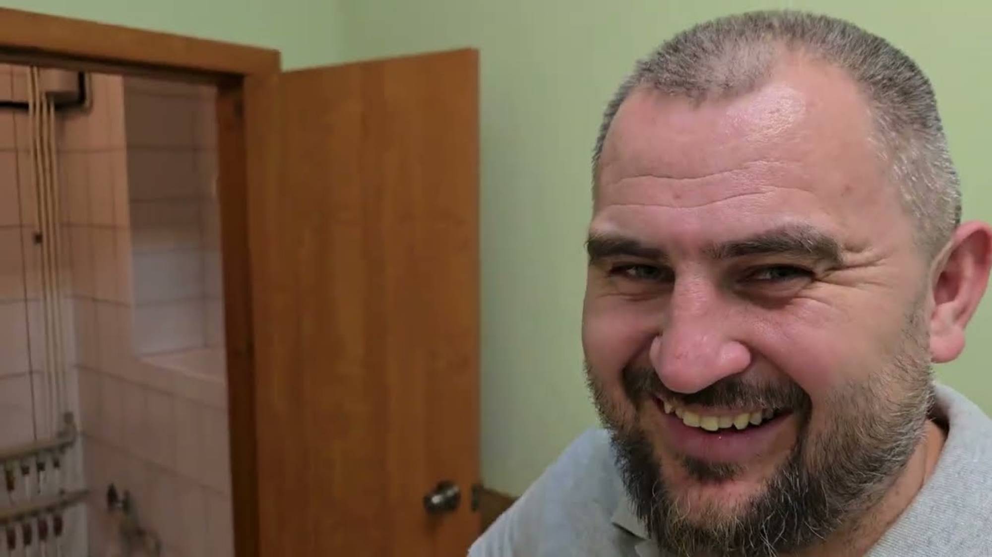 Андрей Новиков. Улетели в Америку устроить праздник