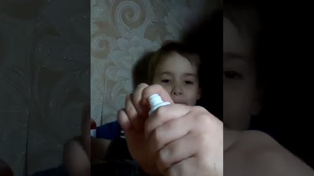 Делаем лизун из зубной пасты из жидкого мыла и муки