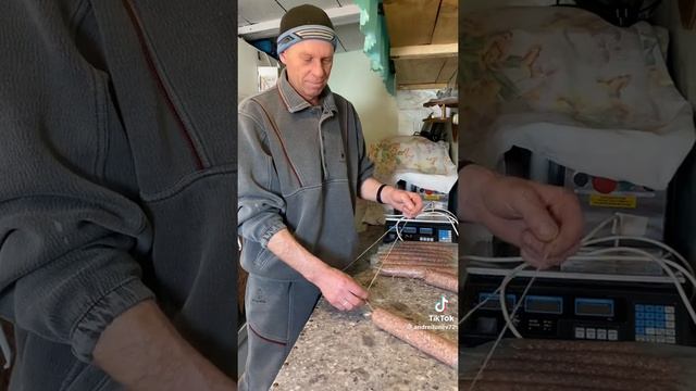 Как обвязать колбасу