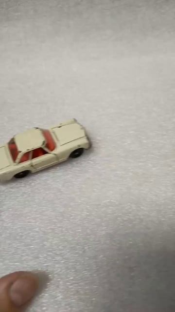 Модель автомобиля коллекционная 1:43 Mercedes 280 SL Германия
