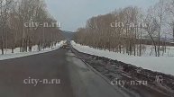 Под Новокузнецком неадекват на фургончике согнал с дороги встречные автомобили