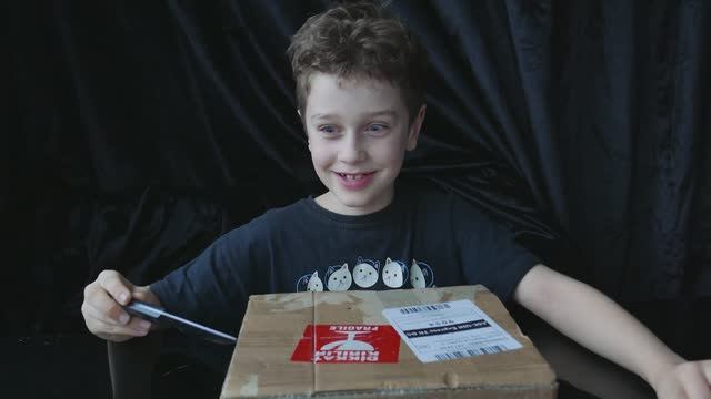 Конструктор LEGO City 60417 Полицейский катер и убежище преступников