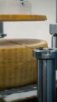 Как нарезают Пармезан. #parmesan #пармезан