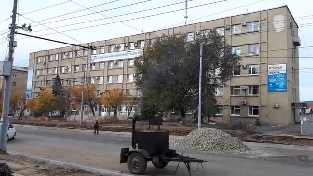Капитальный ремонт ул  Туркестанской  фрагмент   видео Виктора Поживина