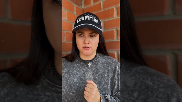 РАСКЛАД ТАРО ОНЛАЙН: ОН хочет увидеться⁉️