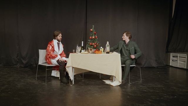 003 НЕСКОЛЬЕО ПРОЛЁТОВ ВВЕРХ