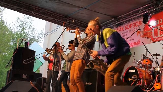 1/2 оркестра (Полоркестра) - Фестиваль "Настроение" в Дедовске, май 2014