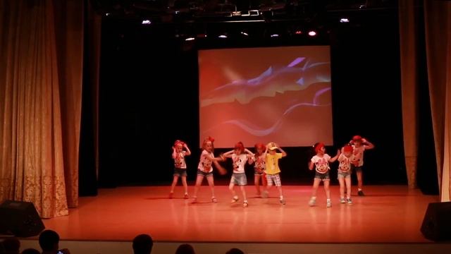 детки танцуют Hip-Hop