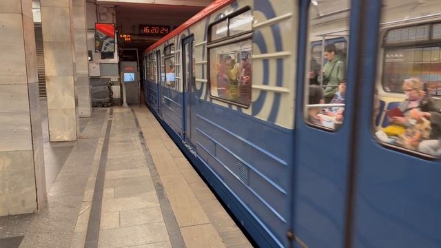 81-717.5М, 81-717.5М/714.5М Московский транспорт на станции Проспект Вернадского