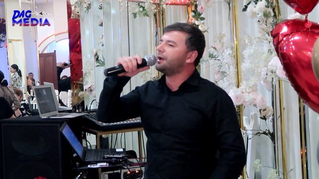 Эта Песня Порвала Интернет - все ищут его
