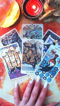 ЧТО ОН ХОЧЕТ СКАЗАТЬ ТЕБЕ? Таро. Расклад. Гадание #таро #tarot #гадание