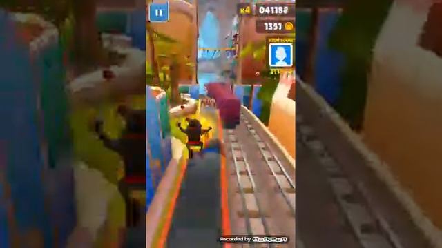 18 часть игры Subway serfers за одну игру Добыли 2000 денег