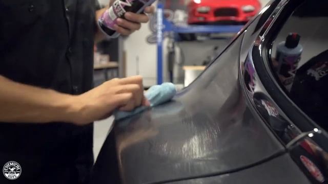 What is a Glaze and how do you apply a glaze?