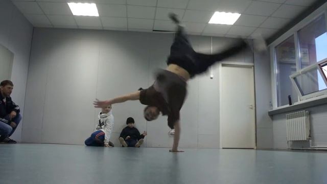 тр1