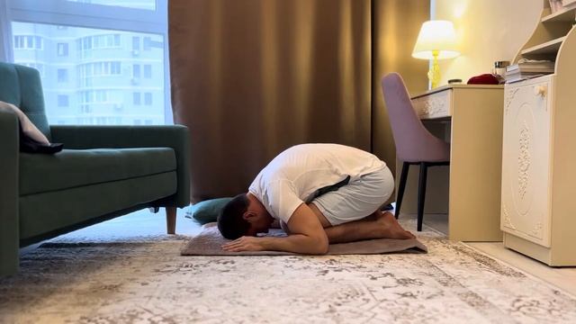 Торчат ребра? Болит спина? Живот вываливается ? Делай это!