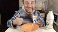 ужин с Рыжулей творог мюсли кефир. мукбанг. обжор. еда на камеру. диета. шизофрения.