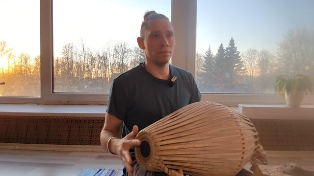 Практика сильной и слабой доли под мридангу