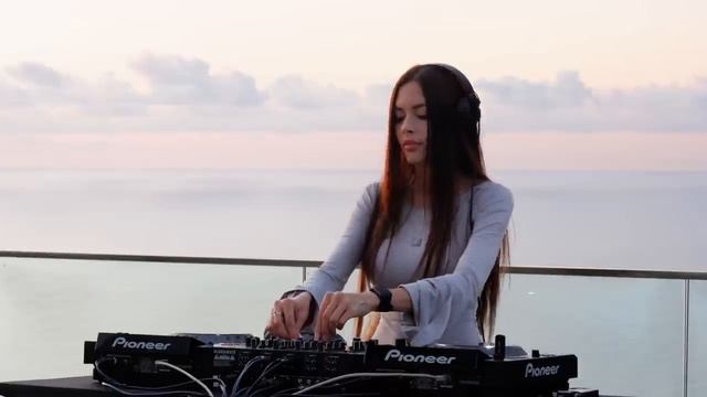 Xenia Dia (Diamond) - Live @ Afro House, Melodic Techno DJ Mix 2024